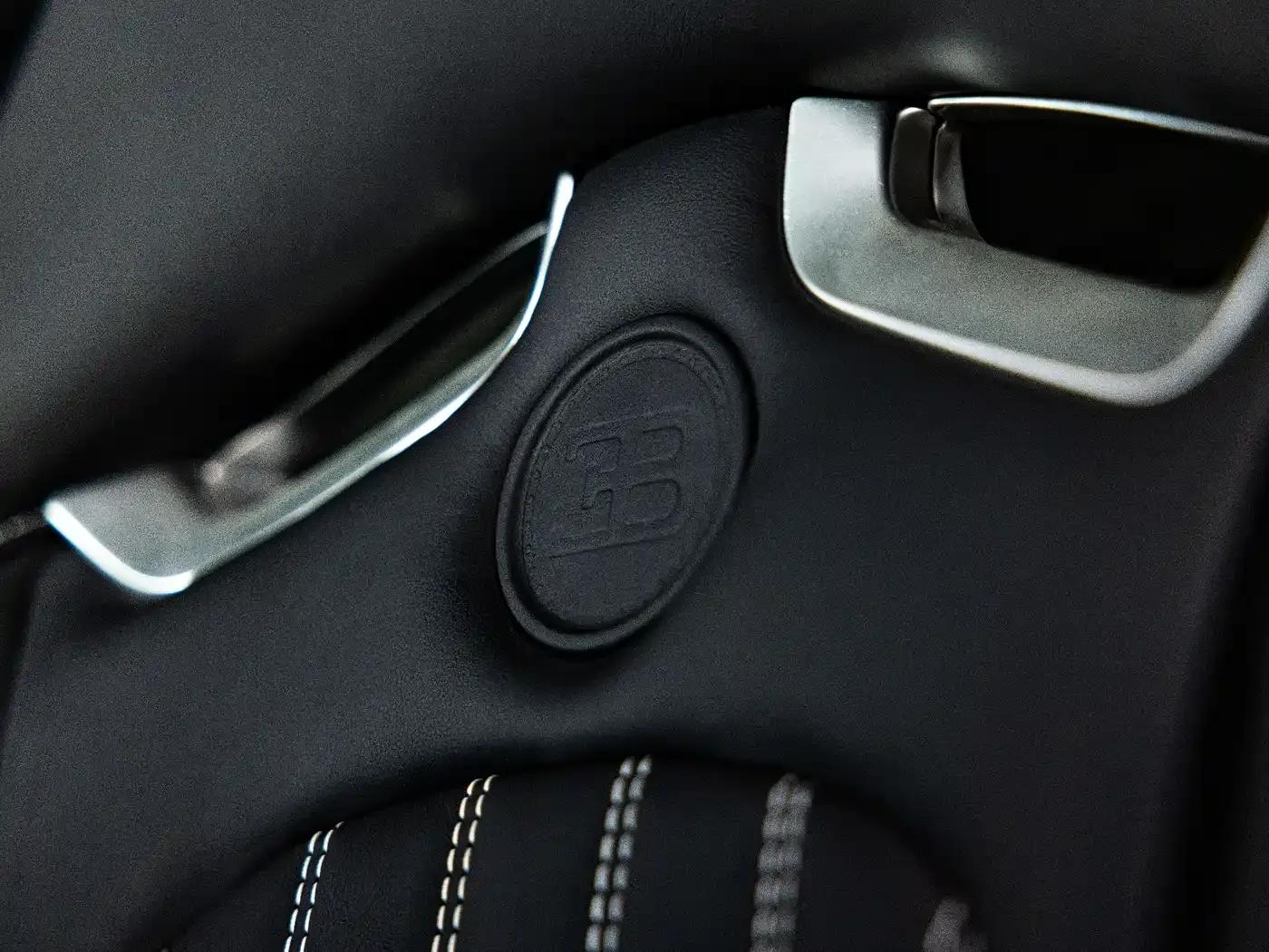 Veyron 2006 8.0L Automatic — миниатюра 20