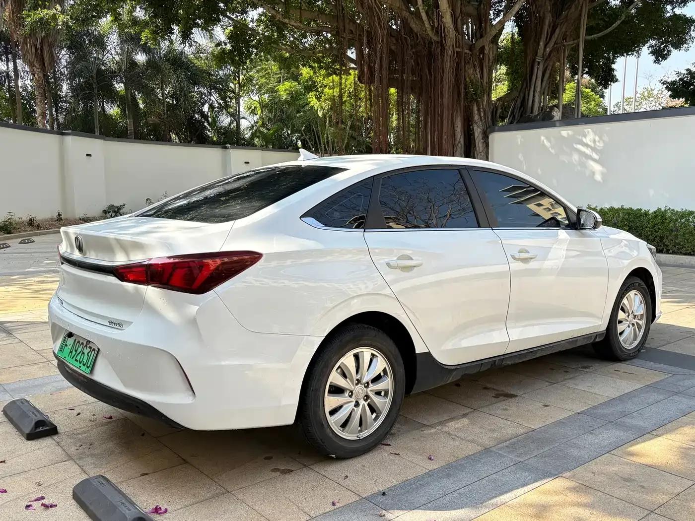 Changan Eado New Energy 2022 EV460 Smart Ride-Hailing Edition (Lithium Iron Phosphate) — миниатюра 8