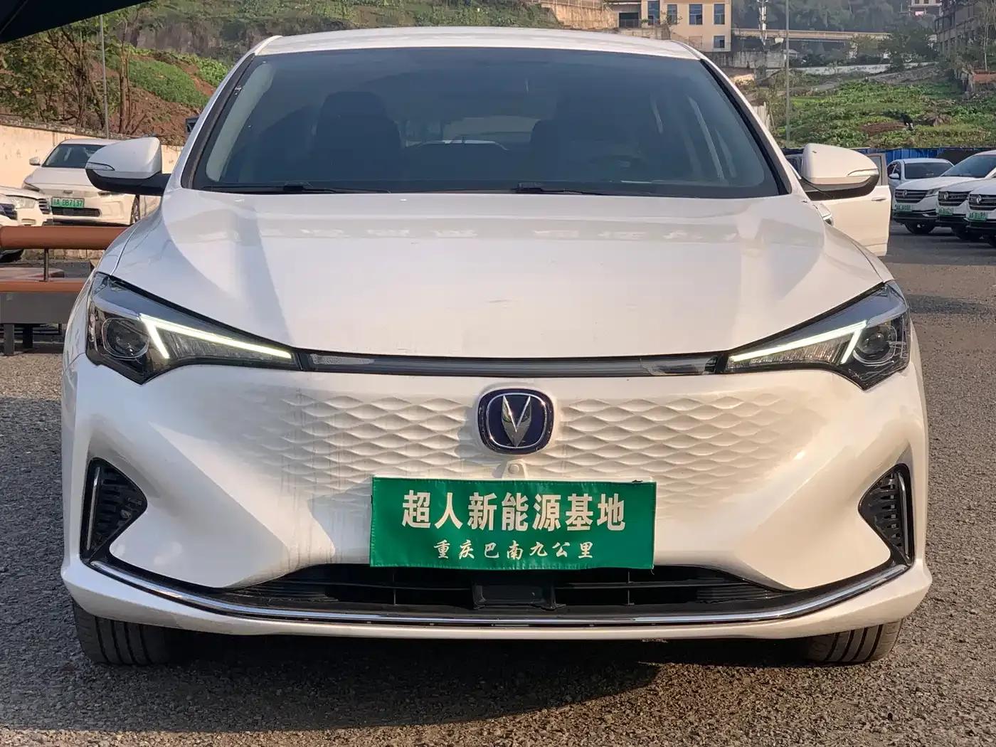 Changan Eado New Energy 2022 EV460 Smart Ride-Hailing Edition (Lithium Iron Phosphate) — миниатюра 1