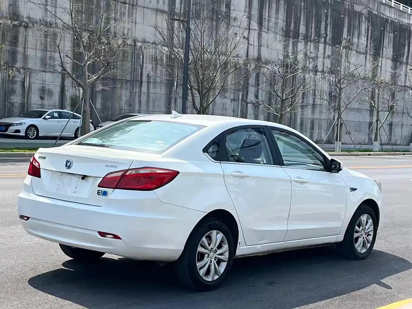 Changan Eado New Energy 2018 EV300 Enjoy Edition — миниатюра 11