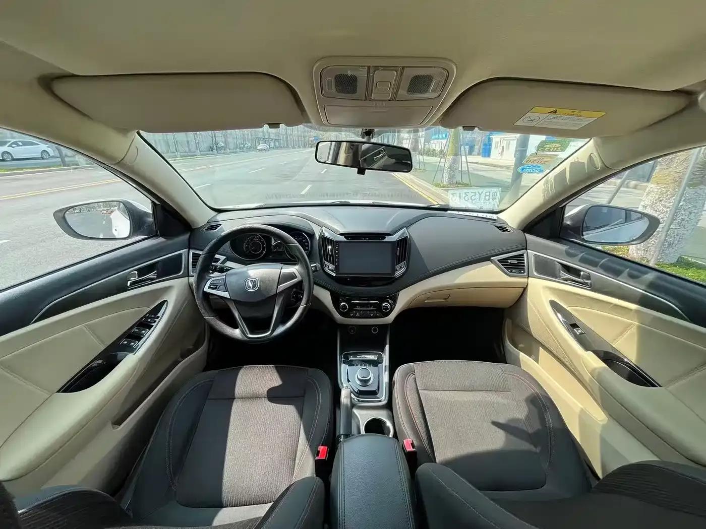 Changan Eado New Energy 2018 EV300 Enjoy Edition — миниатюра 6