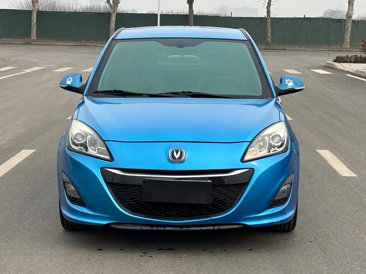 Yuexiang V5 2012 1.5L Manual Dream Edition — миниатюра 2
