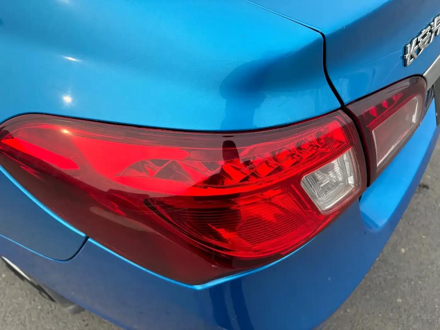 Yuexiang V5 2012 1.5L Manual Dream Edition — миниатюра 10