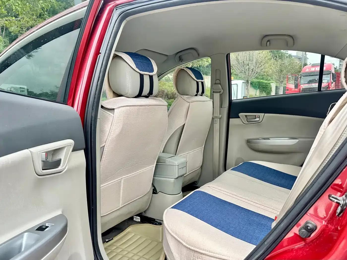 Yuexiang V5 2012 1.5L Manual Sport (National V Emission Standard) — миниатюра 15