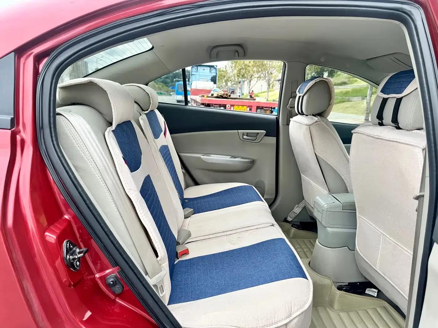 Yuexiang V5 2012 1.5L Manual Sport (National V Emission Standard) — миниатюра 17