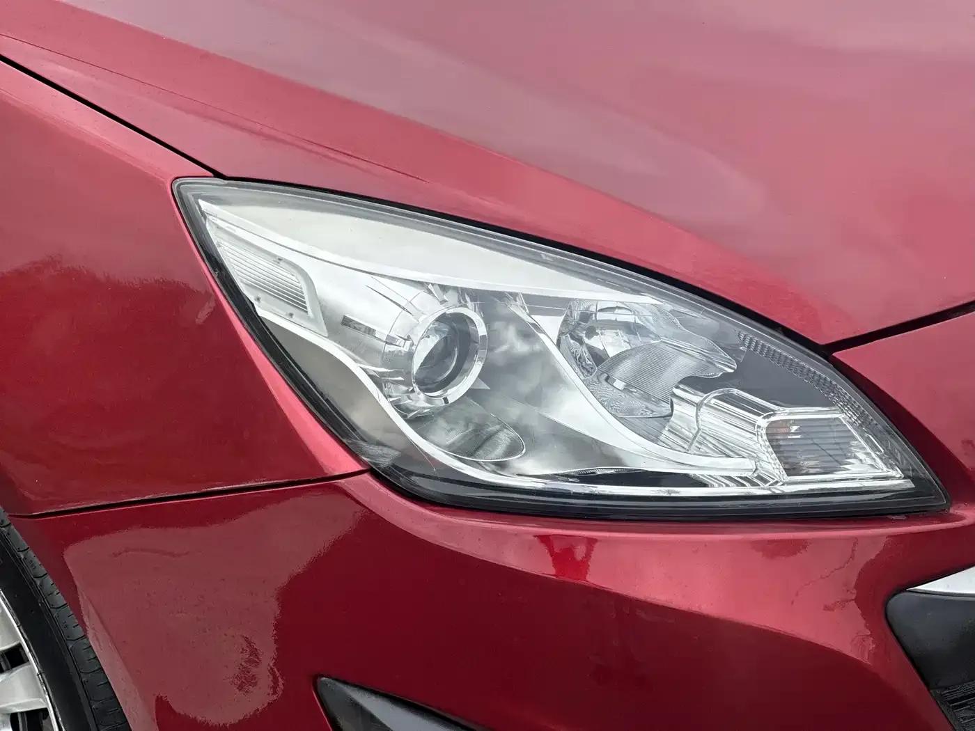 Yuexiang V5 2012 1.5L Manual Sport (National V Emission Standard) — миниатюра 7