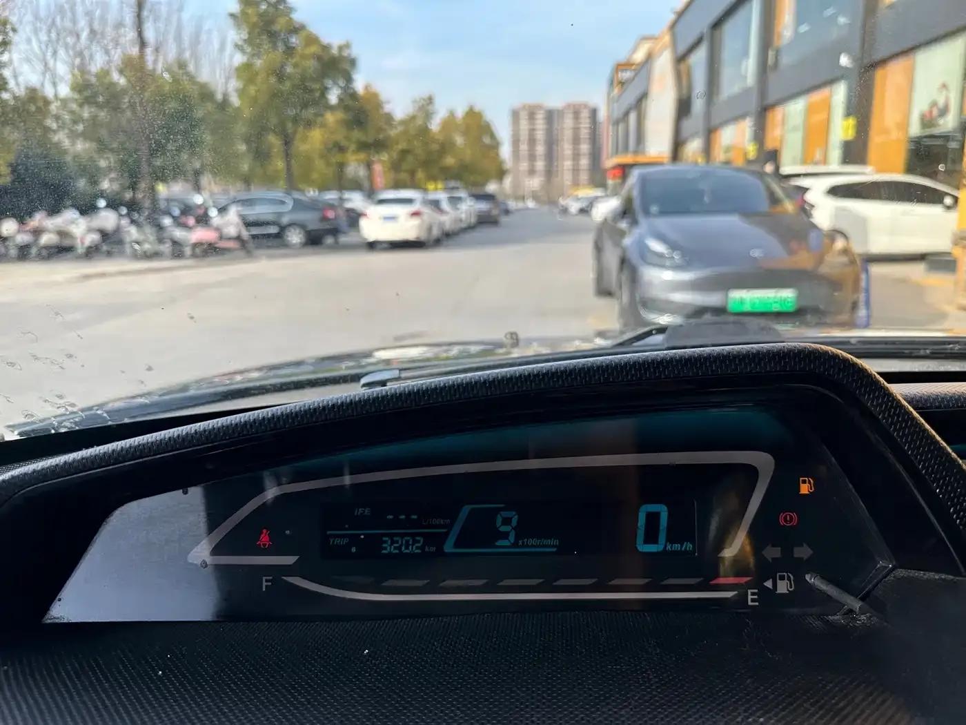 Great Wall M2 2014 1.5L Manual Urban Edition — миниатюра 19