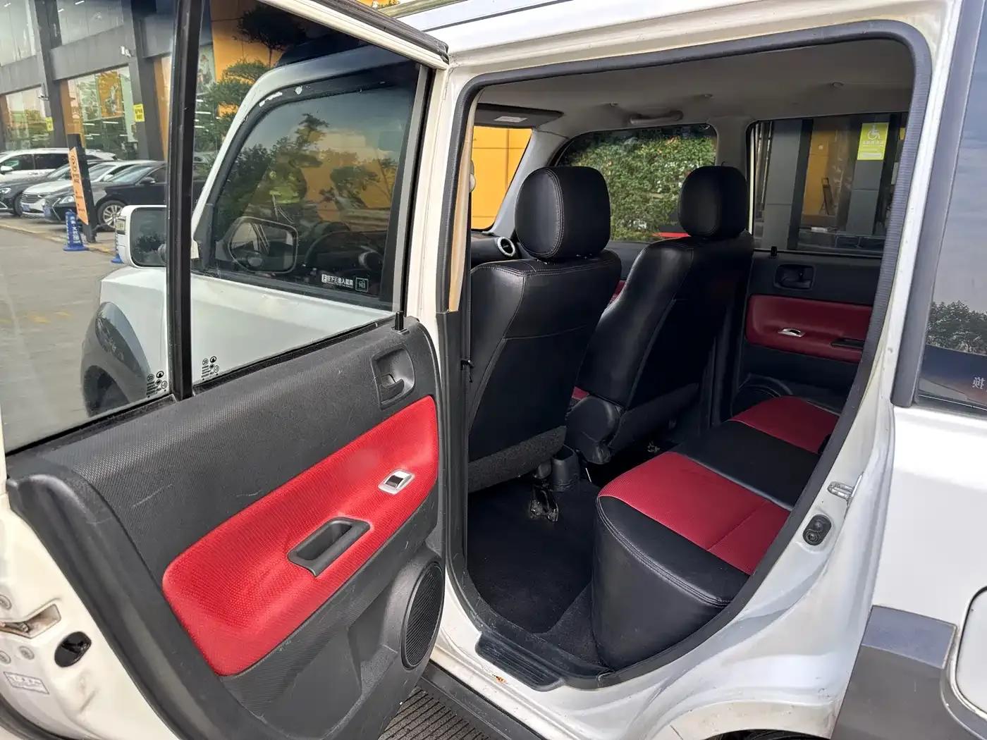 Great Wall M2 2012 1.5L Manual Urban Edition — миниатюра 16