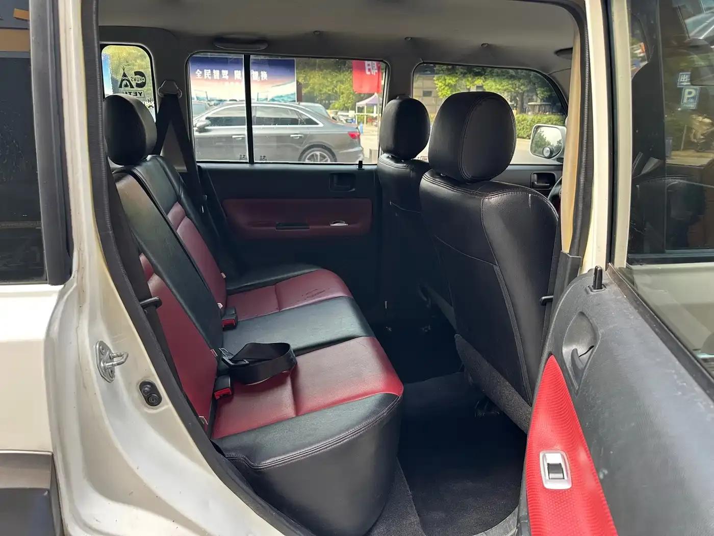 Great Wall M2 2012 1.5L Manual Urban Edition — миниатюра 19