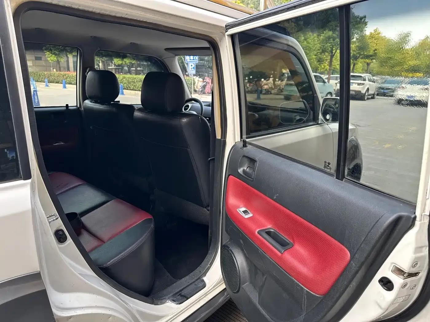 Great Wall M2 2012 1.5L Manual Urban Edition — миниатюра 20