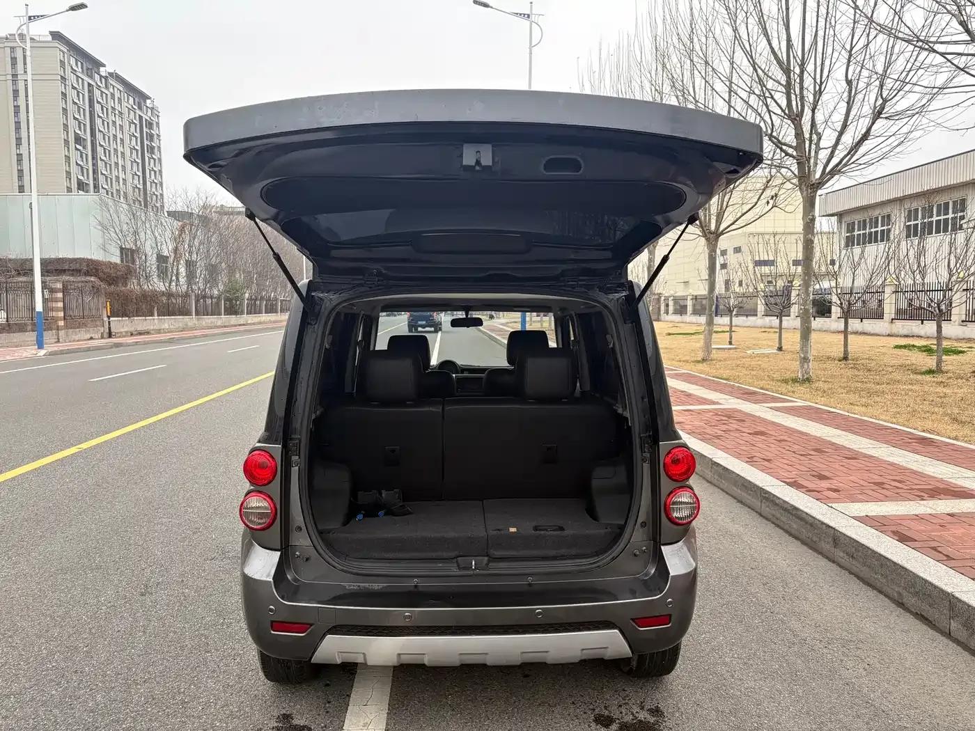Great Wall M2 2012 1.5L CVT Urban Edition — миниатюра 6