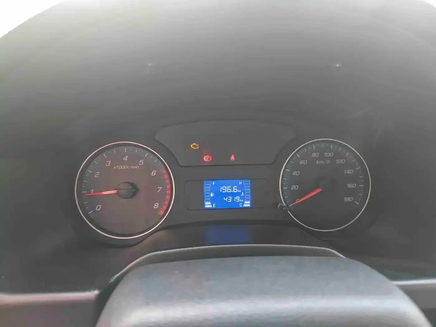 Changan Shenqi F30 2020 1.5L Elite Edition National VI Dual Cab Short Wheelbase DAM15KL — миниатюра 11