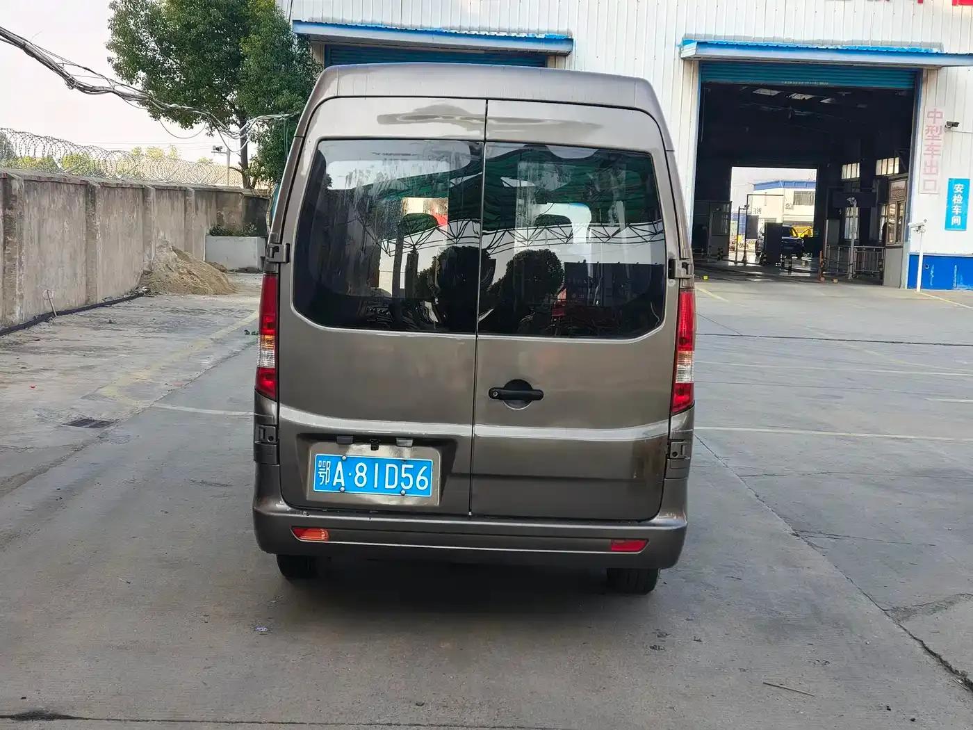 Changan Ruixing M90 2018 2.0L Comfort High-Roof Six-Door 6-Seater 4G94S — миниатюра 4