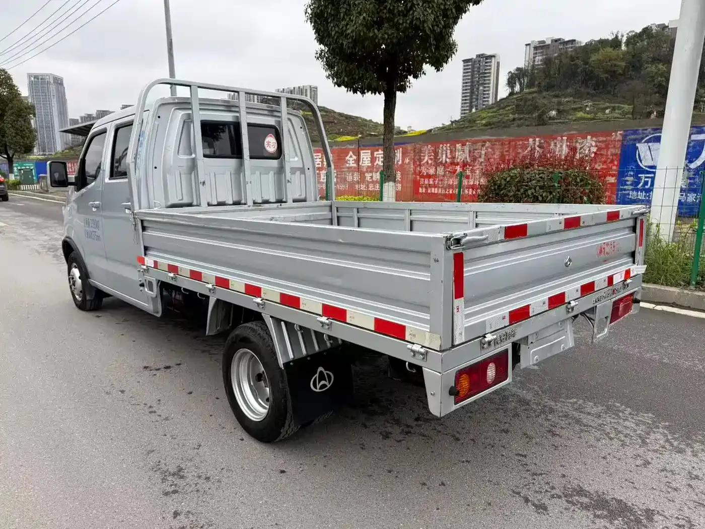 Changan Shenqi T30 2021 1.6L Luxury Double Cab 2.55m Standard Car DAM16KR — миниатюра 10