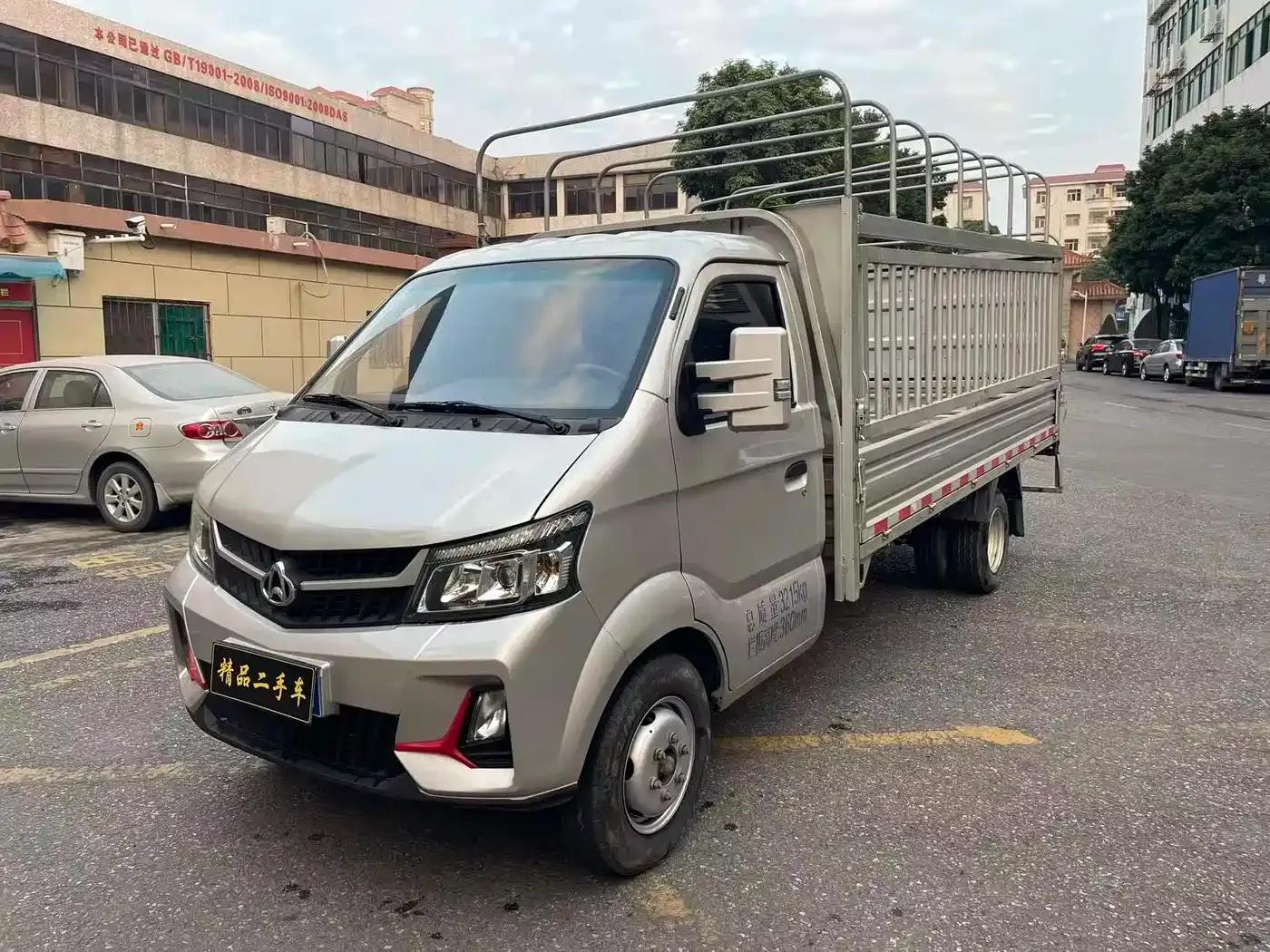 Crossover King X7 2025 Model 1.6L Single Cab Dual Rear Wheels Dong'an DAT18R 3.7m — миниатюра 1