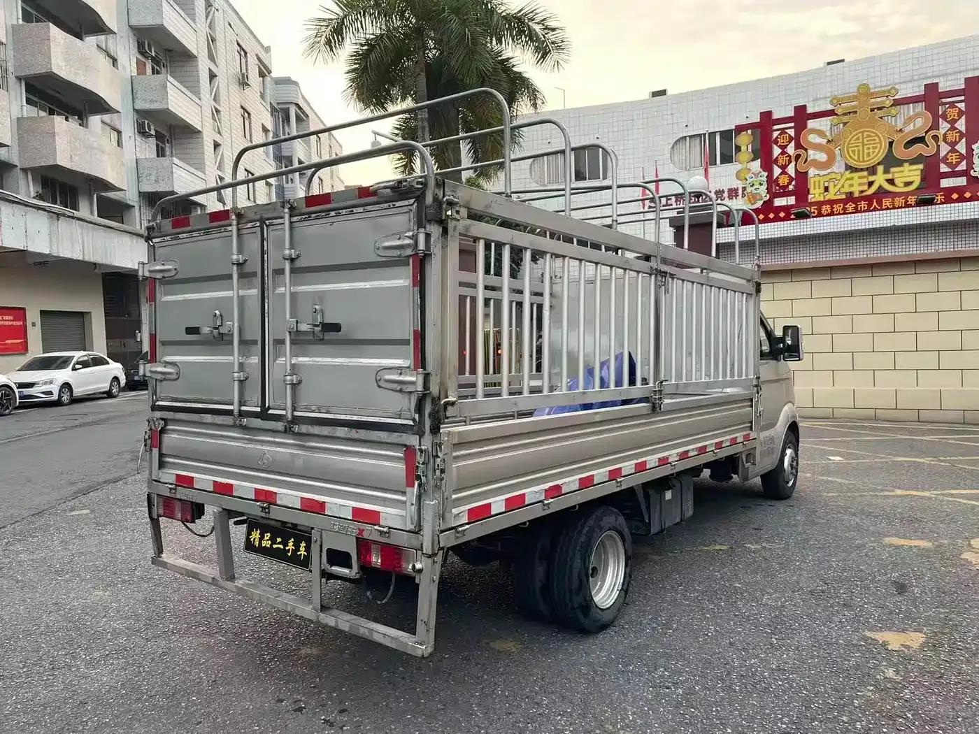 Crossover King X7 2025 Model 1.6L Single Cab Dual Rear Wheels Dong'an DAT18R 3.7m — миниатюра 5