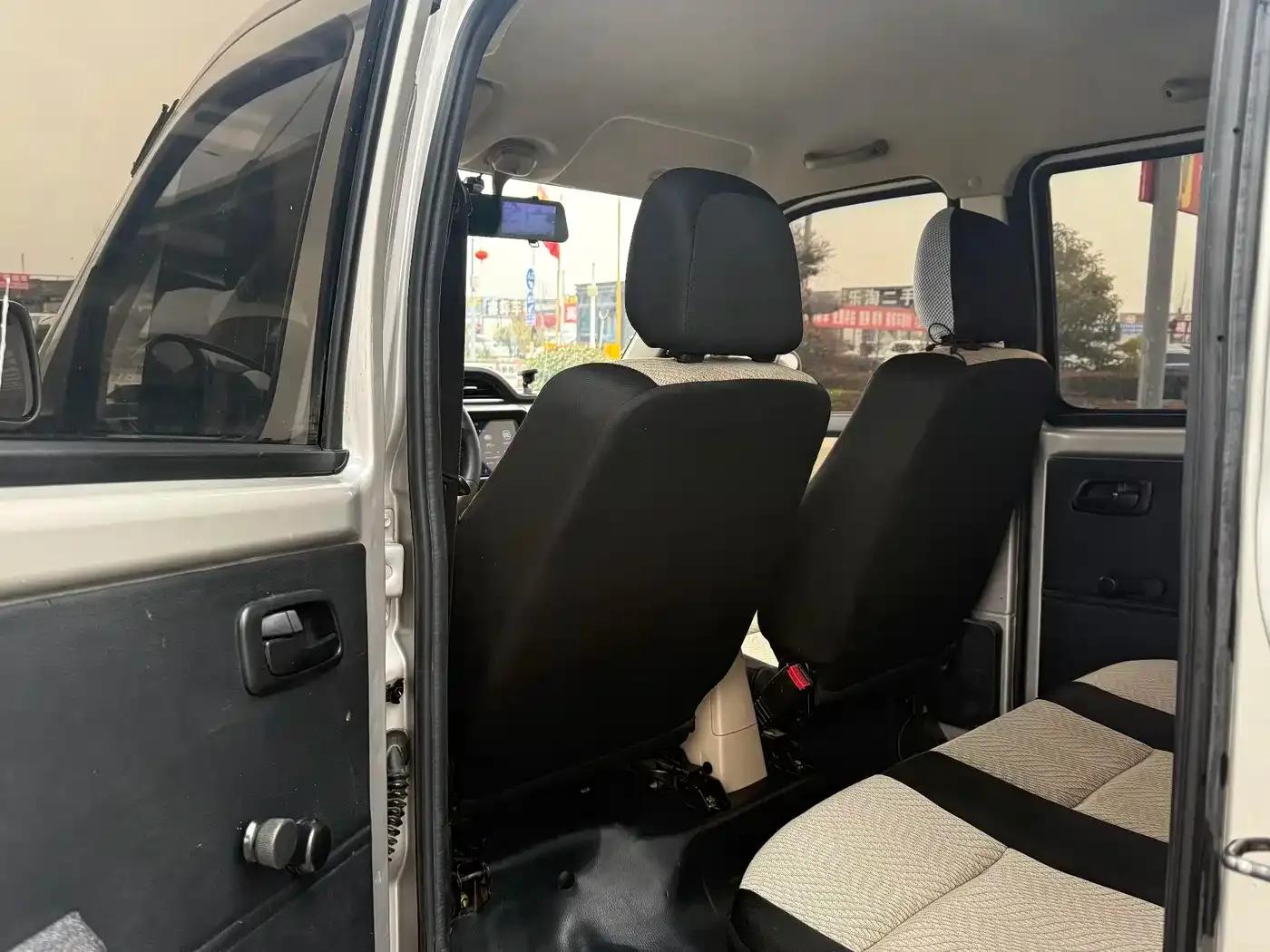 Crossover King X1 2018 Model 1.5L Comfort Double Cab, Dual Rear Wheels, Standard Cargo Box DK15C — миниатюра 5