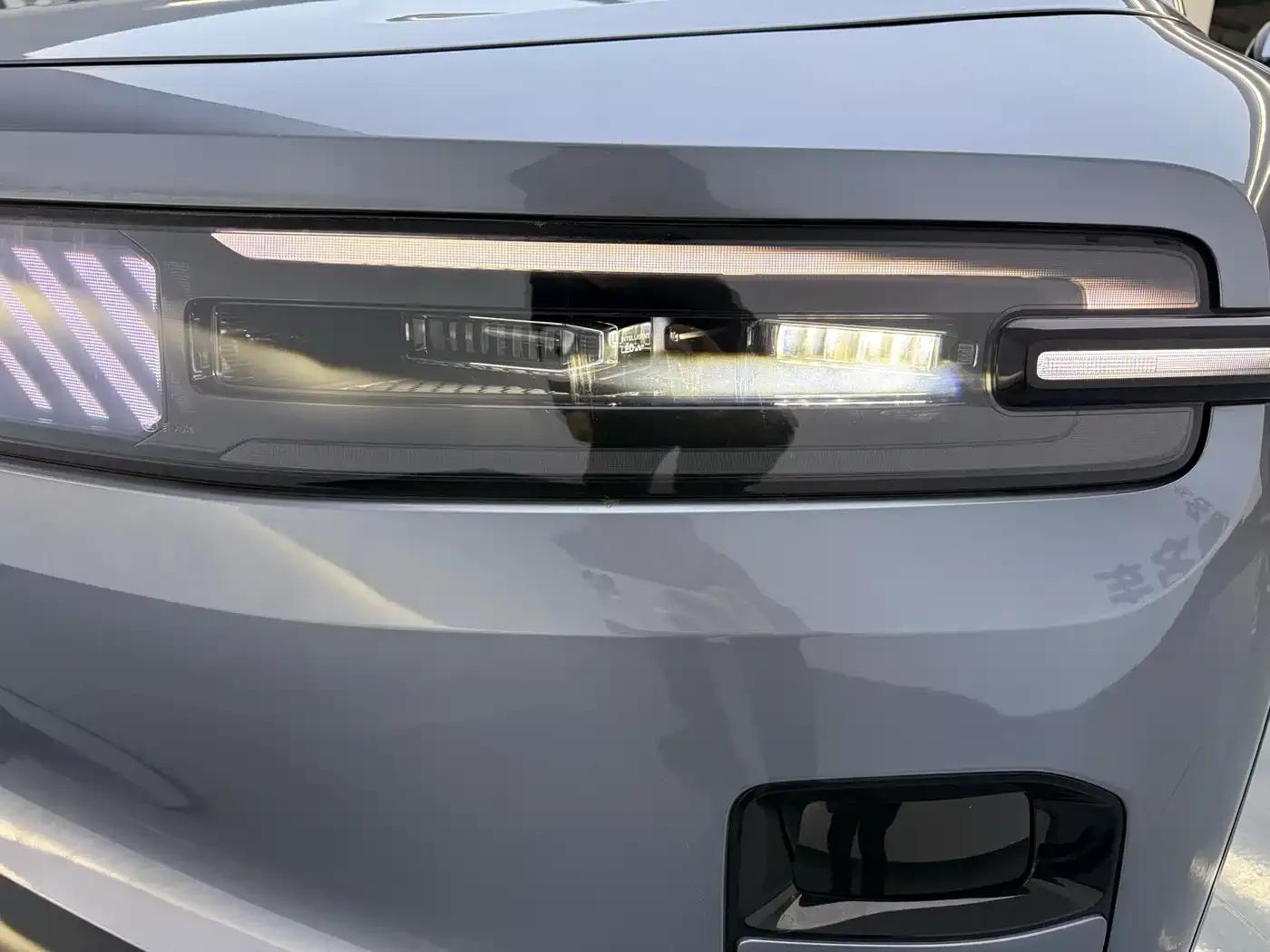 Changan Qiyuan E07 2025 Pure Electric Four-Wheel Drive 90kWh Ultra High-Performance Edition — миниатюра 29