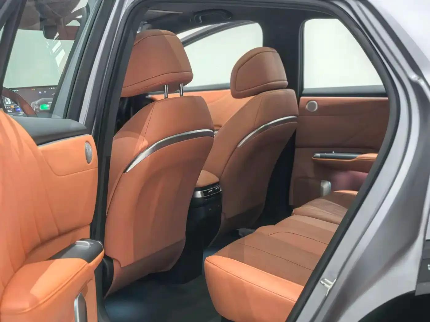 Changan Qiyuan E07 2025 Pure Electric Four-Wheel Drive 90kWh Ultra High-Performance Edition — миниатюра 10