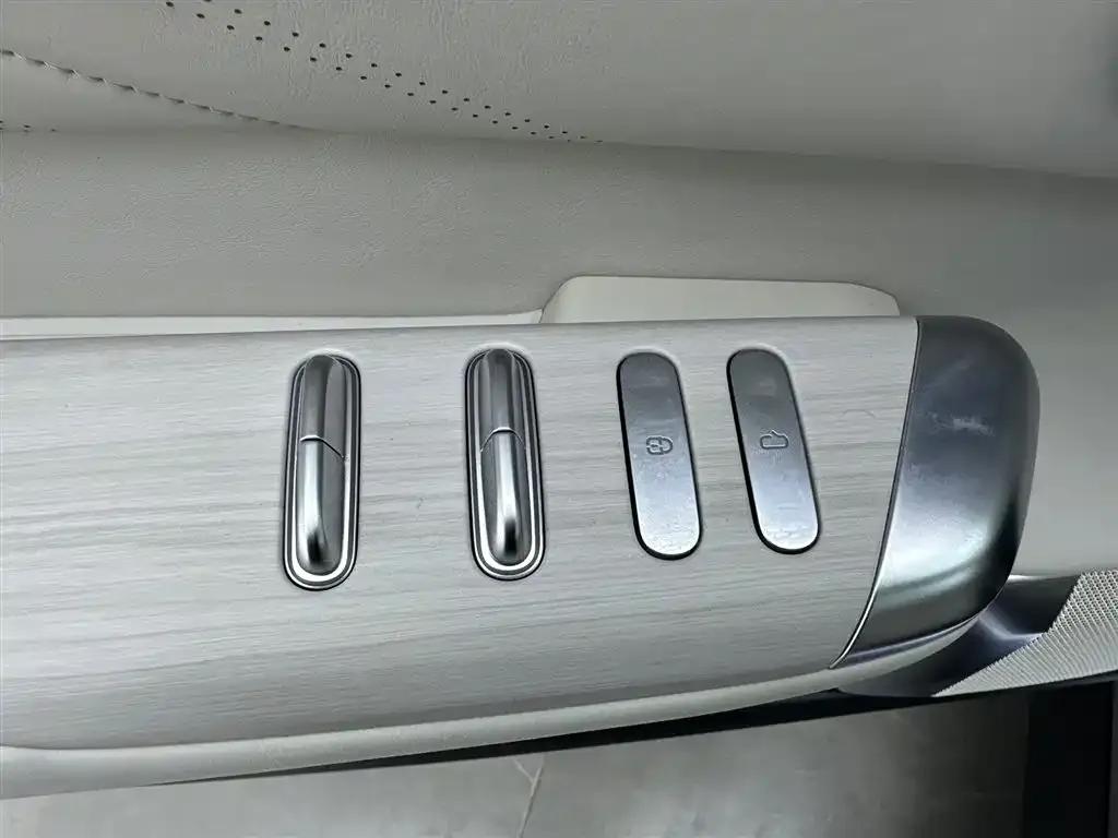 Changan Qiyuan E07 2025 Pure Electric Four-Wheel Drive 90kWh Grand Edition — миниатюра 26