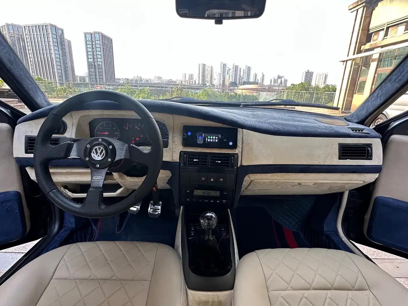 Santana Zhijun 2010 1.6L Manual Comfortline — миниатюра 14