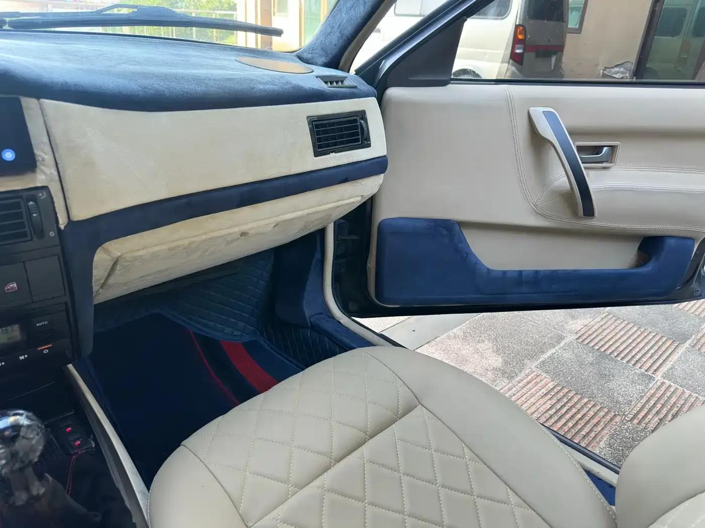 Santana Zhijun 2010 1.6L Manual Comfortline — миниатюра 16