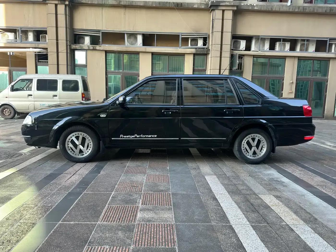Santana Zhijun 2010 1.6L Manual Comfortline — миниатюра 3