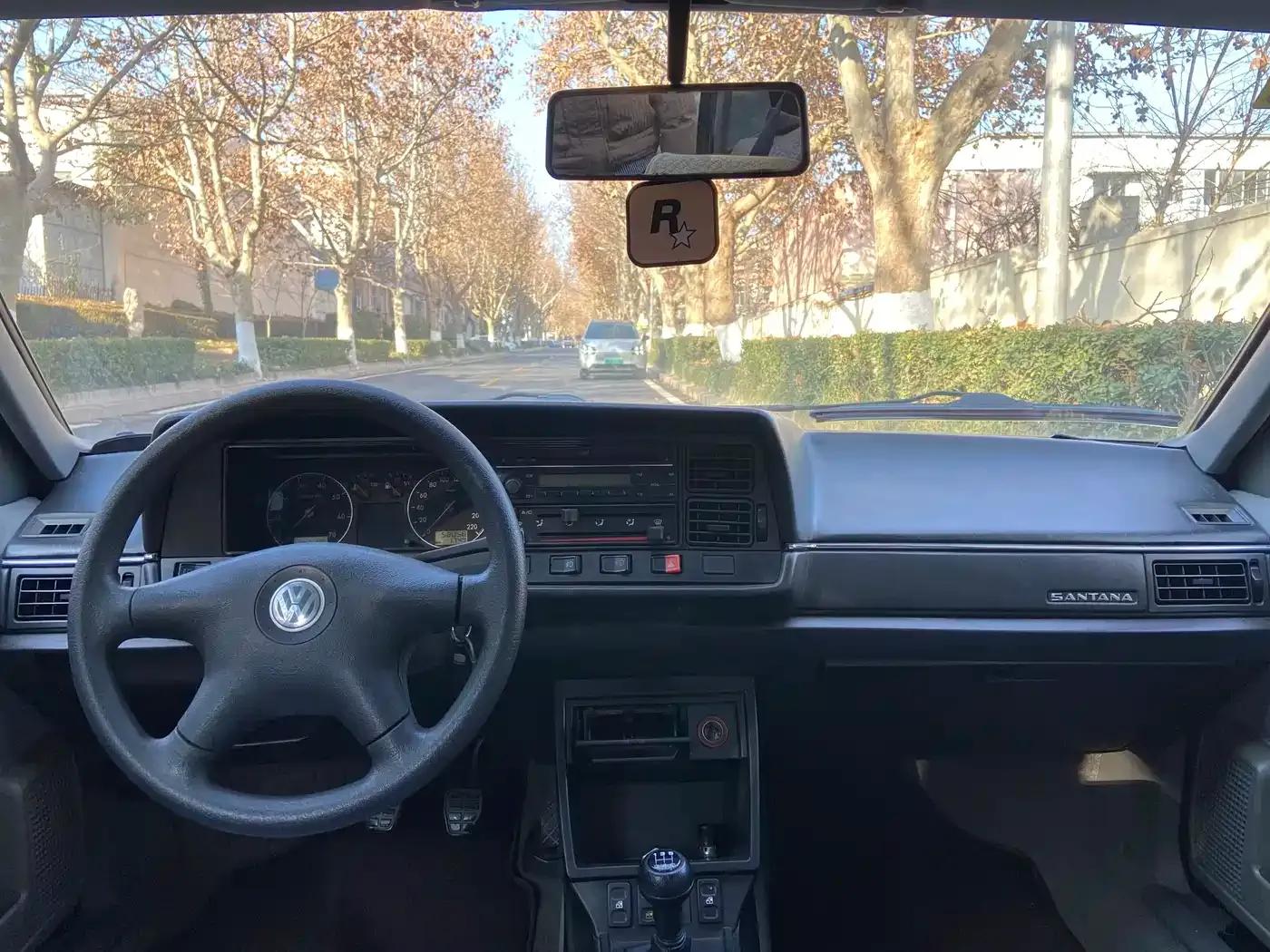 Santana Classic 2009 Model 1.8 Manual — миниатюра 11