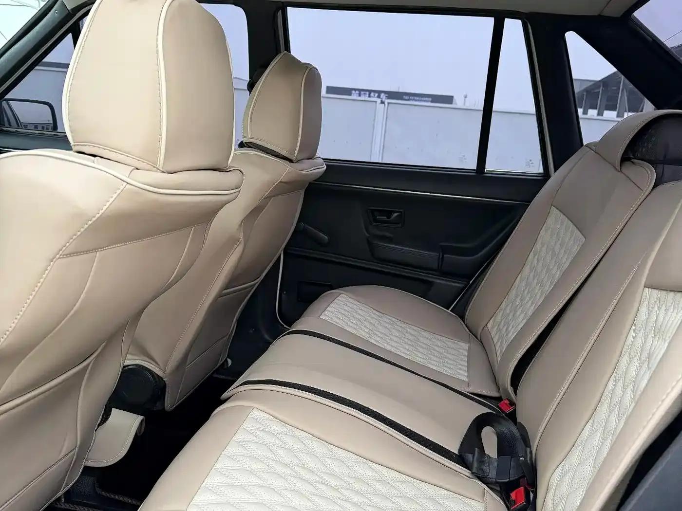 Santana Classic 2009 Model 1.8 Manual — миниатюра 6