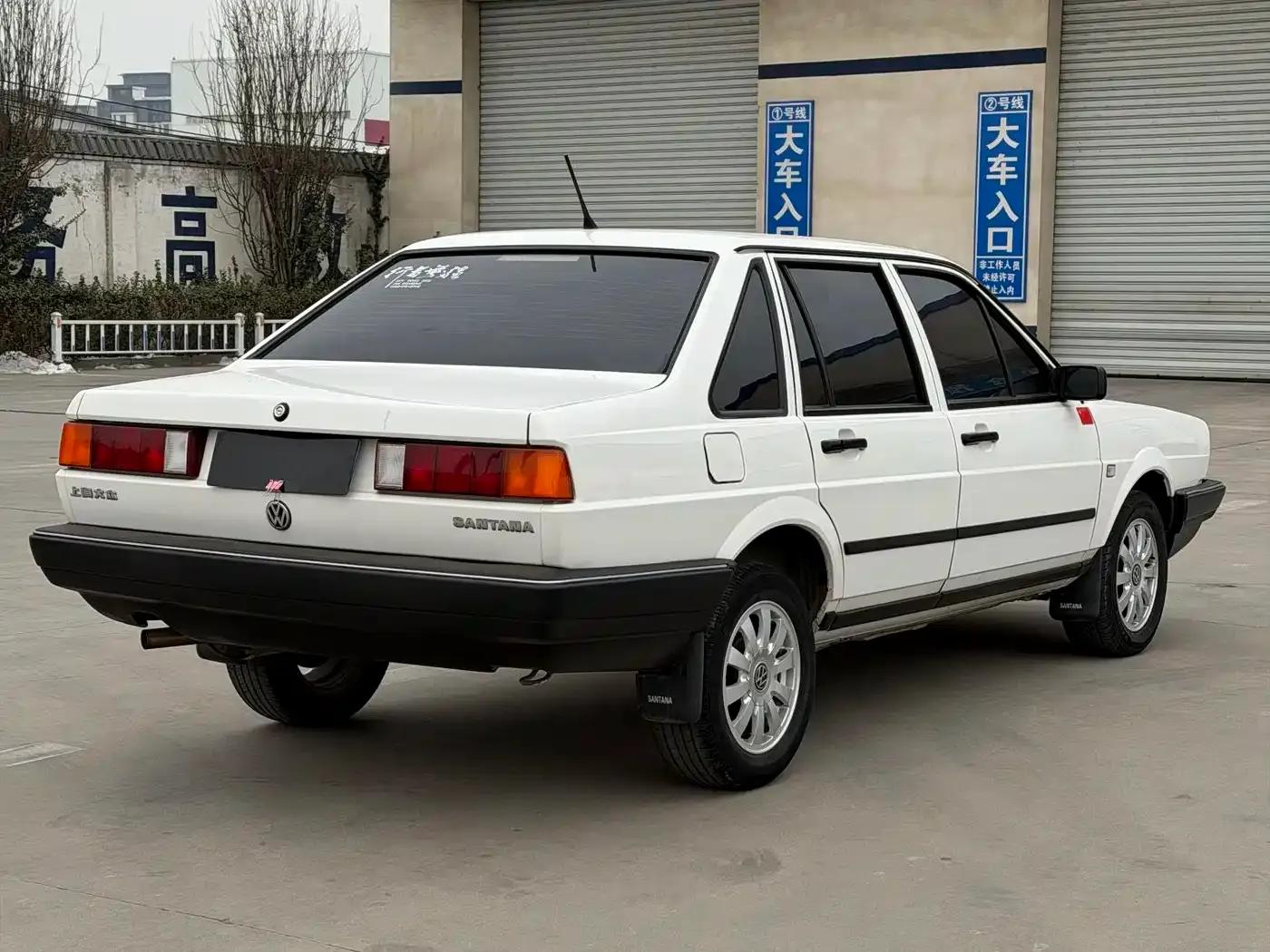 Santana Classic 2009 Model 1.8 Manual — миниатюра 7