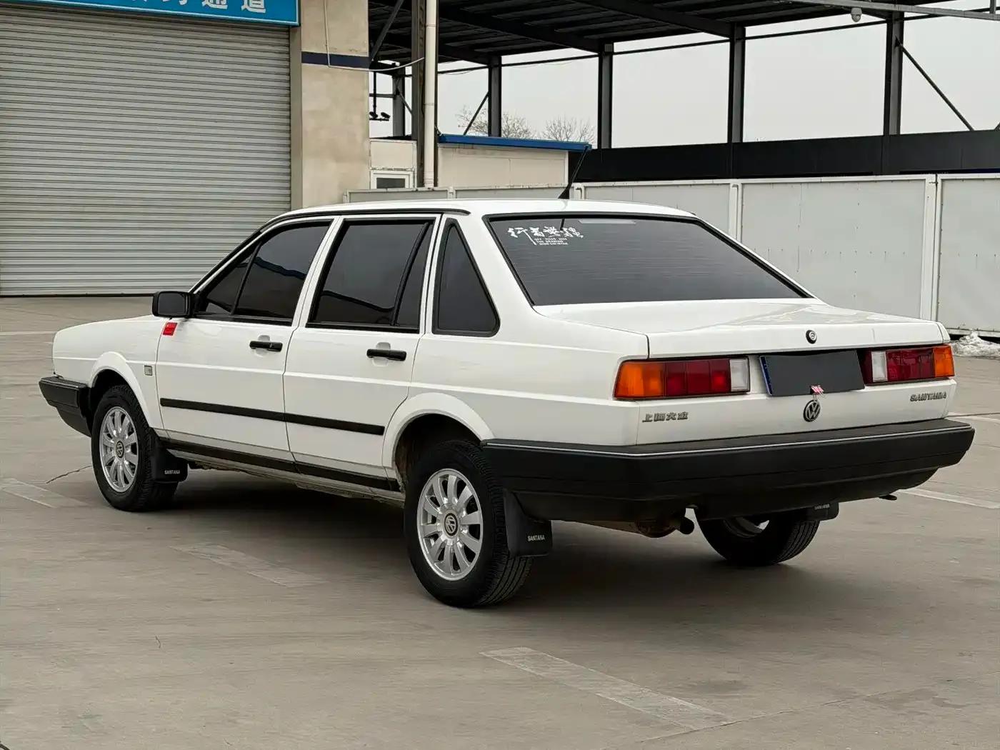 Santana Classic 2009 Model 1.8 Manual — миниатюра 9