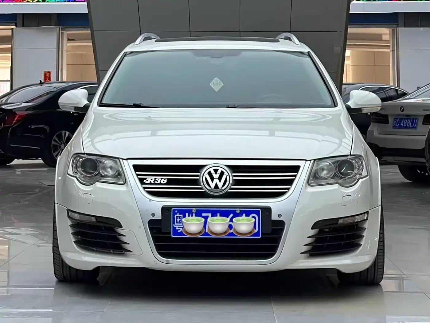 2008 Passat R36 Touring Edition — миниатюра 1