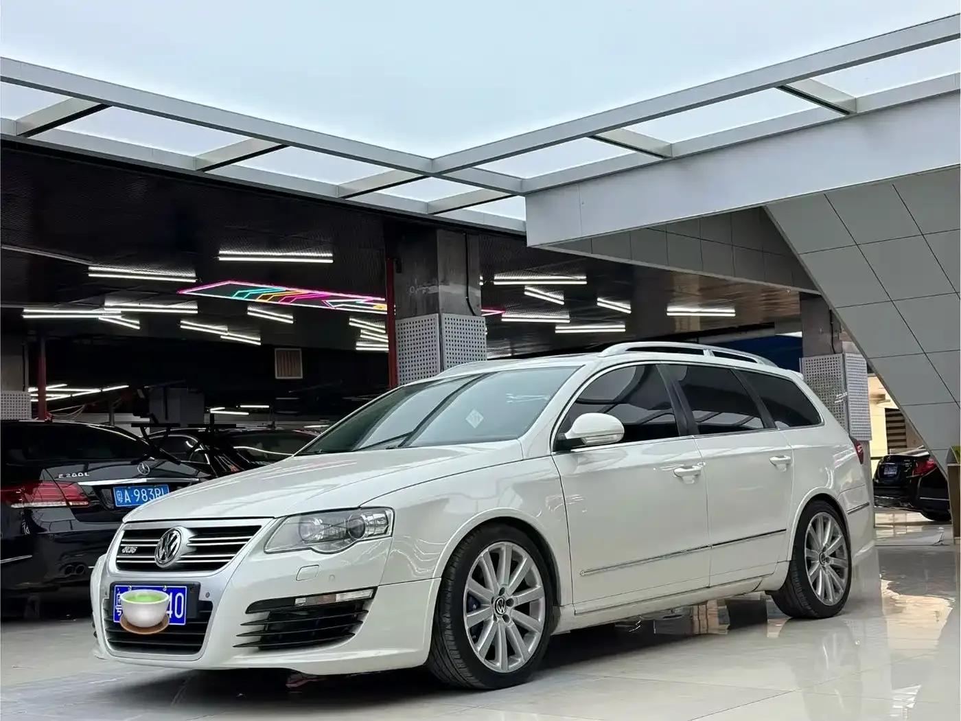2008 Passat R36 Touring Edition — миниатюра 2