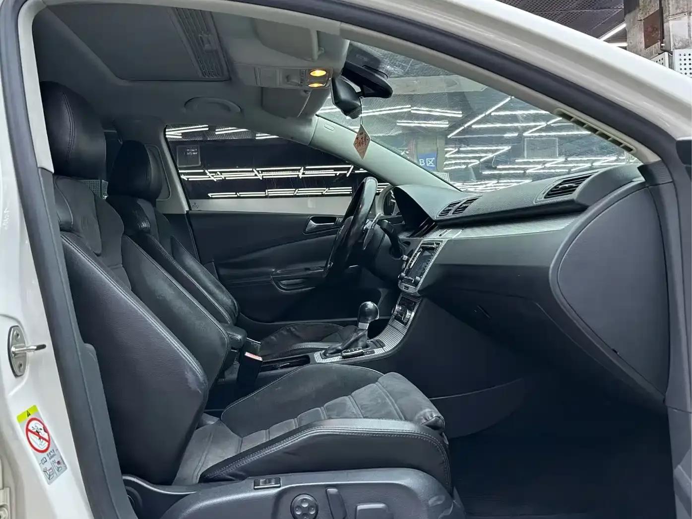 2008 Passat R36 Touring Edition — миниатюра 6
