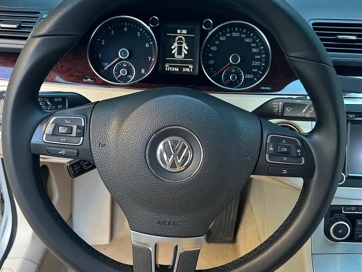 2011 Passat 2.0T Touring Luxury Edition — миниатюра 14