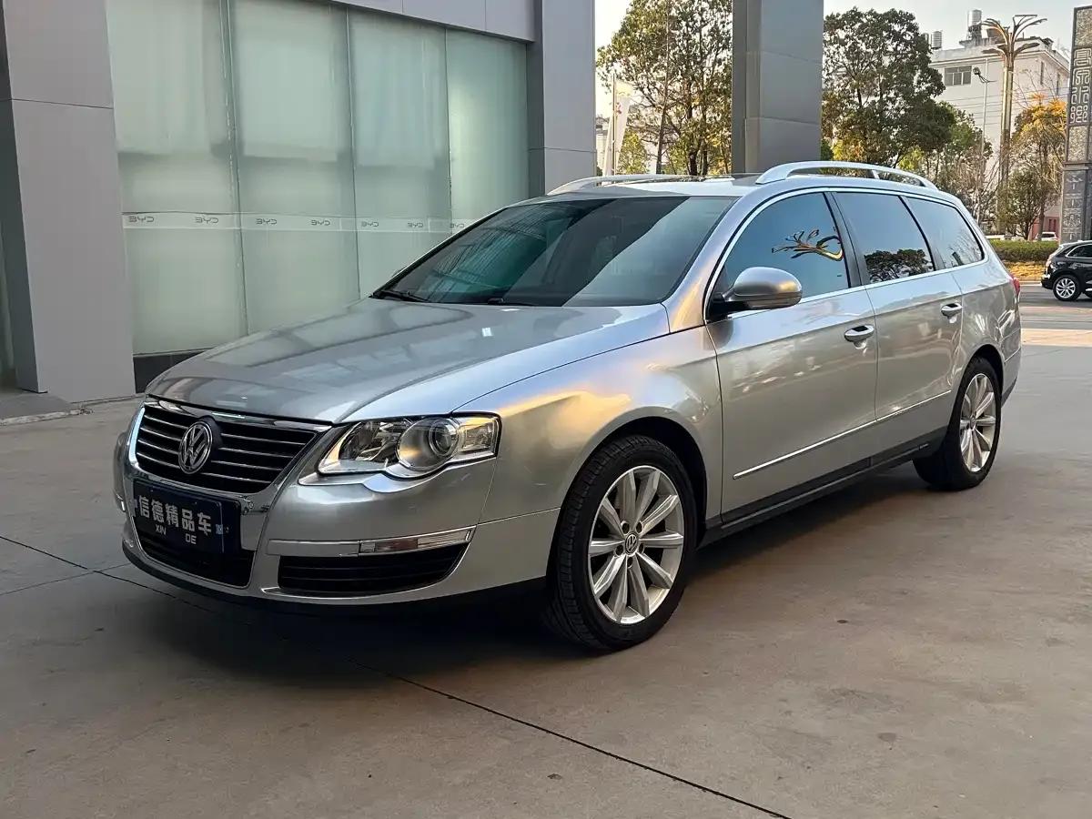 2011 Passat 2.0T Touring Luxury Edition — миниатюра 4