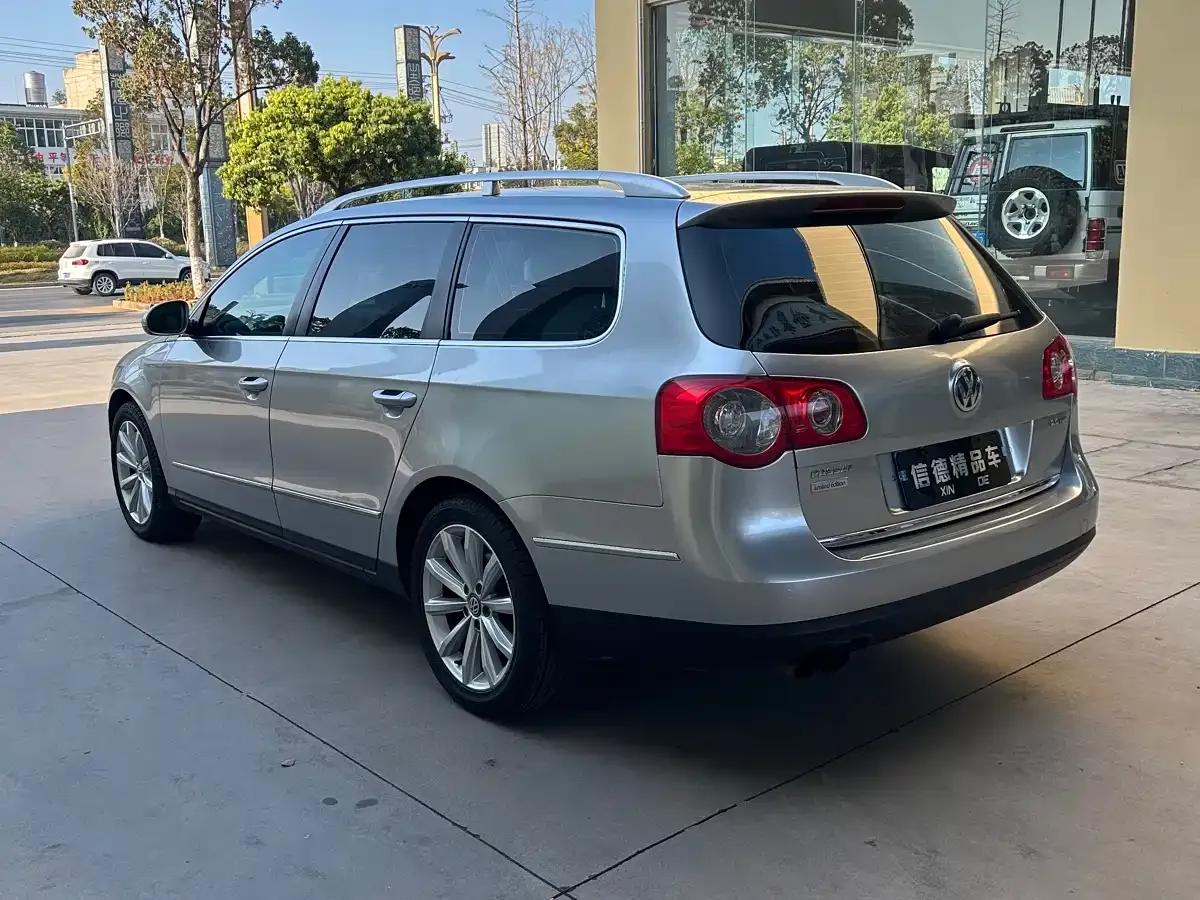 2011 Passat 2.0T Touring Luxury Edition — миниатюра 6