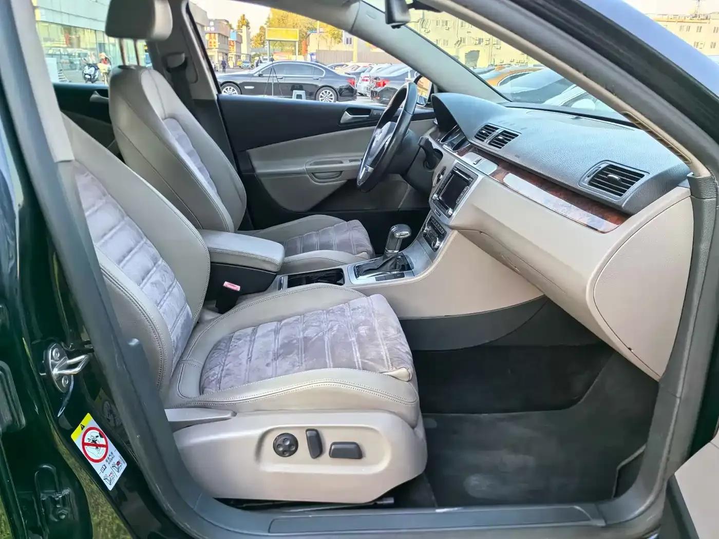 2011 Passat 2.0T Touring Comfort Edition — миниатюра 14