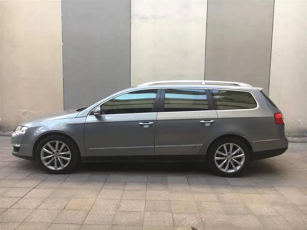 2011 Passat 2.0T Touring Luxury Edition — миниатюра 3
