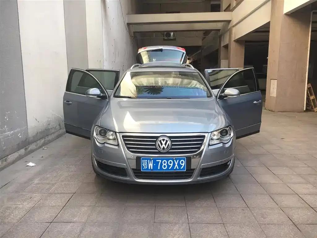 2011 Passat 2.0T Touring Luxury Edition — миниатюра 6
