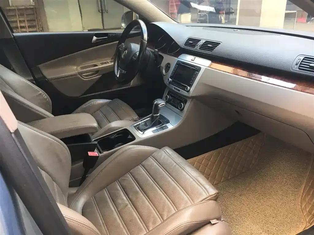 2011 Passat 2.0T Touring Luxury Edition — миниатюра 8