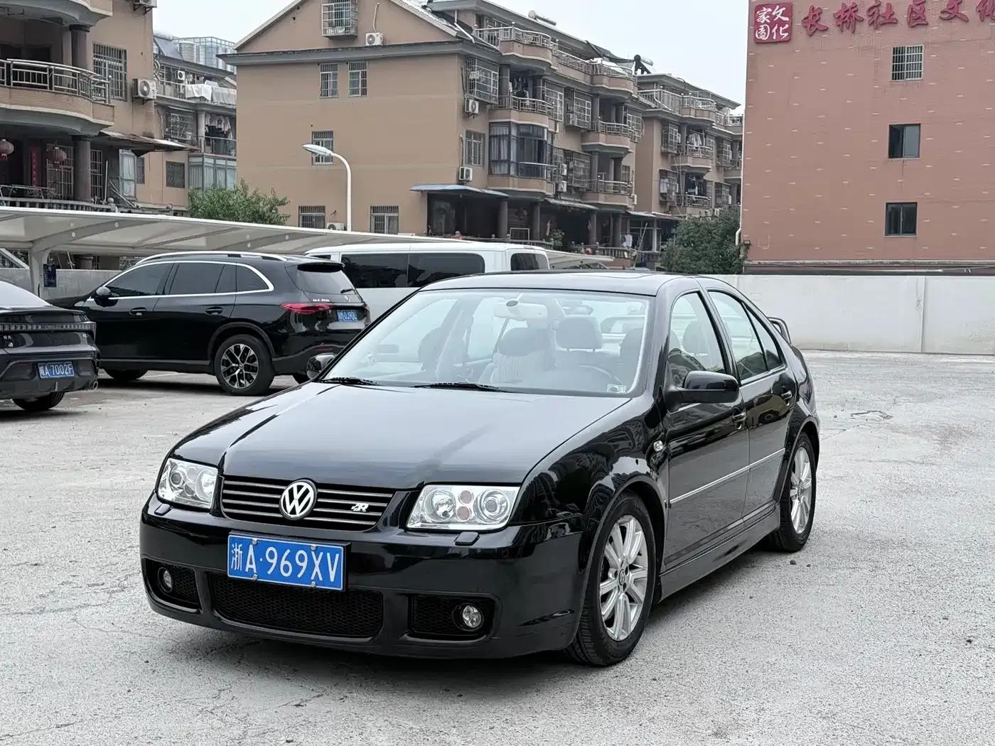 2005 Volkswagen Bora Classic 1.8T R (Sport Edition) — миниатюра 2