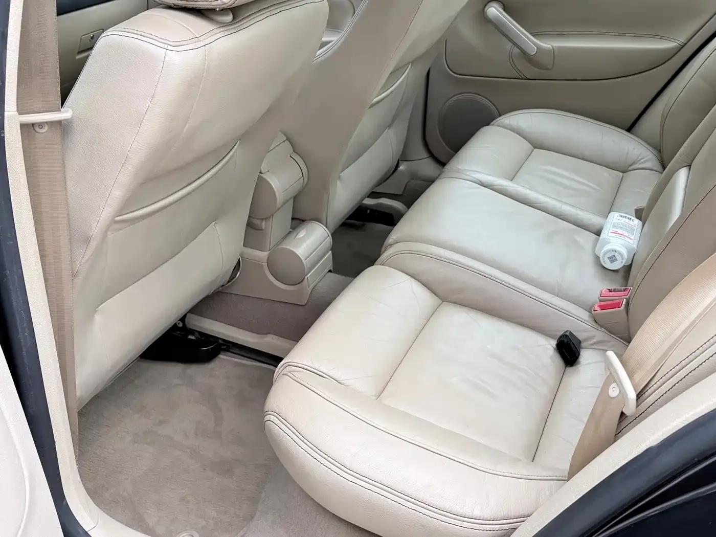 2005 Volkswagen Bora Classic 1.8T R (Sport Edition) — миниатюра 5