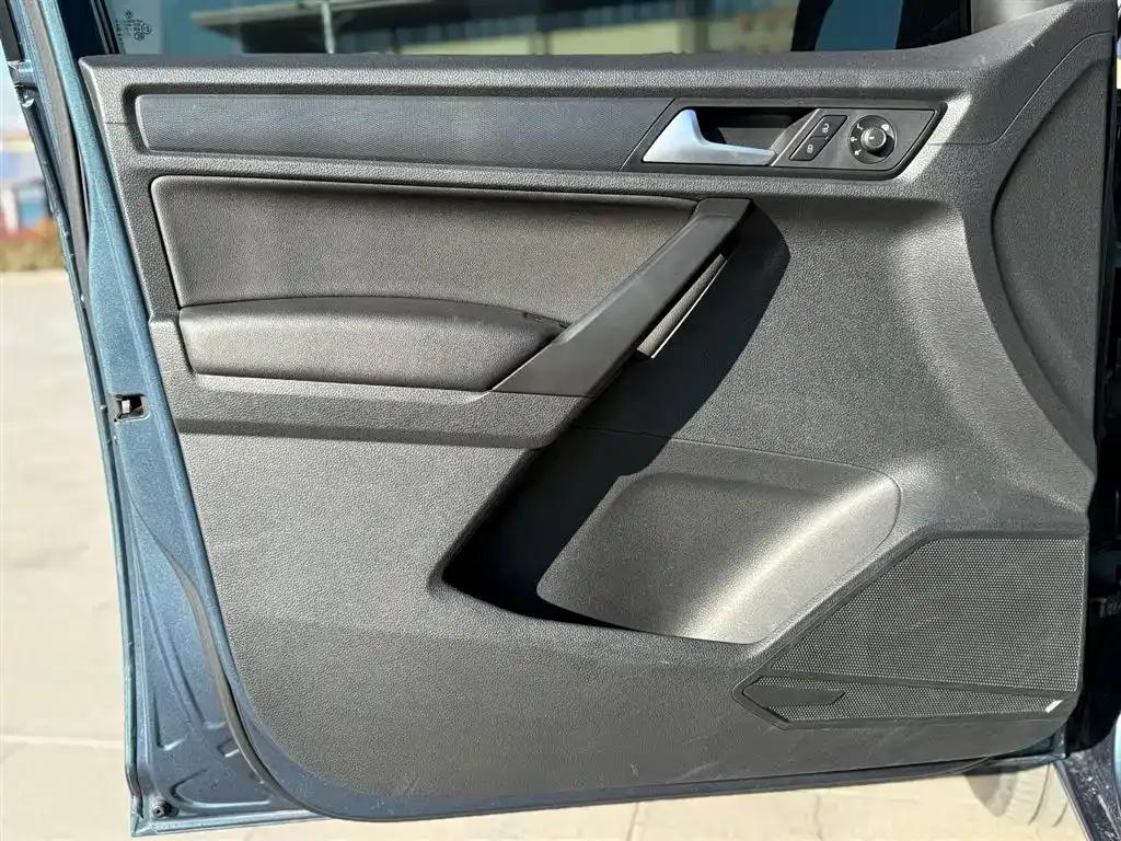 2016 Caddy 1.4L Manual — миниатюра 18