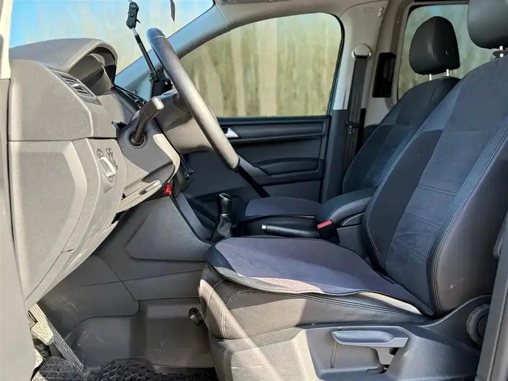 2016 Caddy 1.4L Manual — миниатюра 19