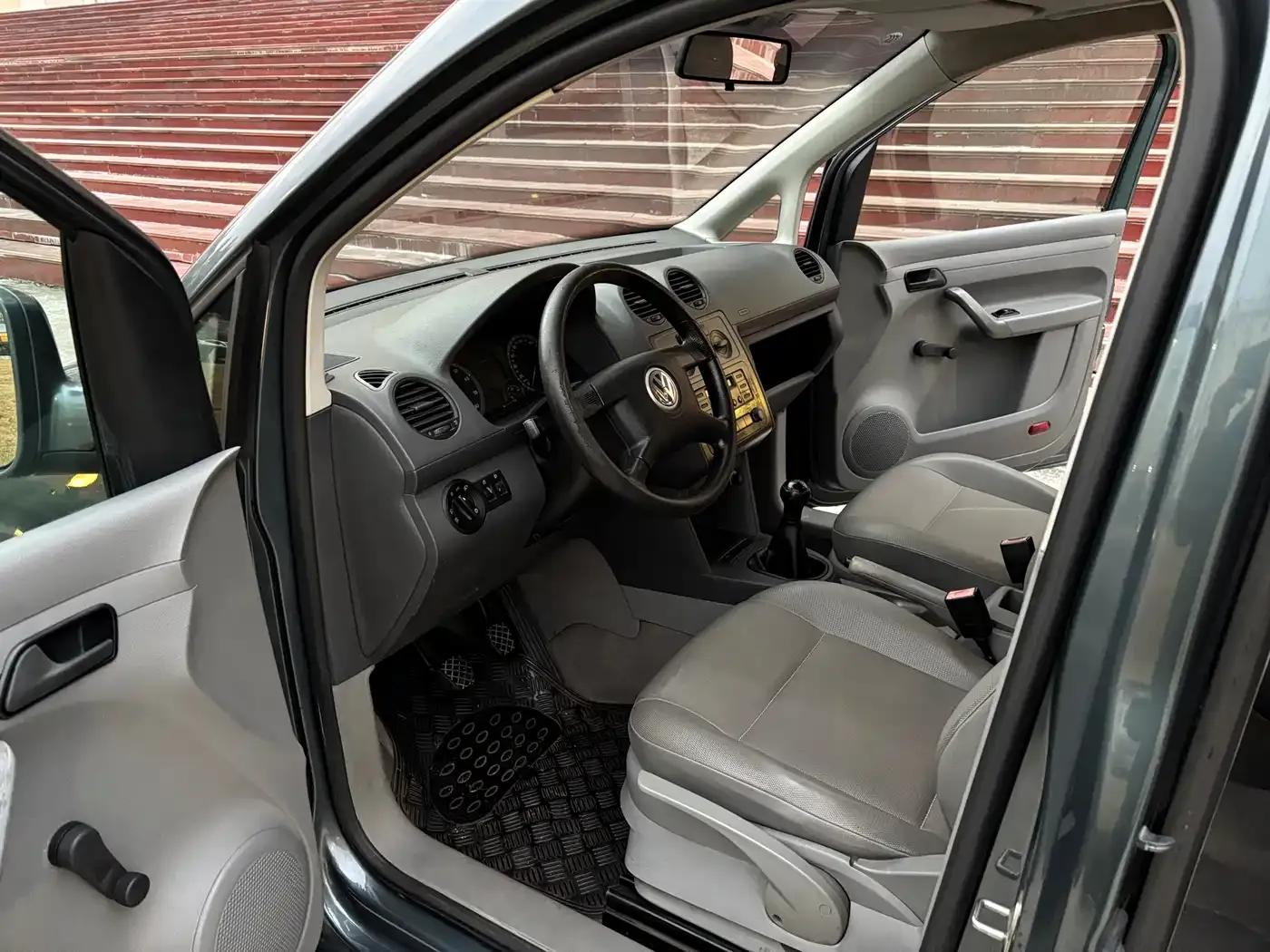 Caddy 2005 1.6L Functional 7-Seater — миниатюра 10