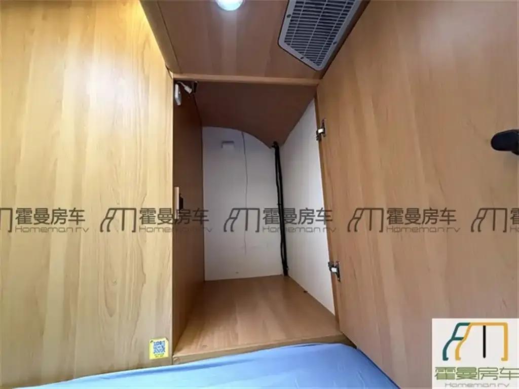 SAIC MAXUS V80 RV 2017 2.5T Diesel Version — миниатюра 12