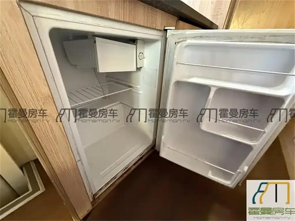 SAIC MAXUS V80C Motorhome 2020 Model 2.5T Diesel Version — миниатюра 10