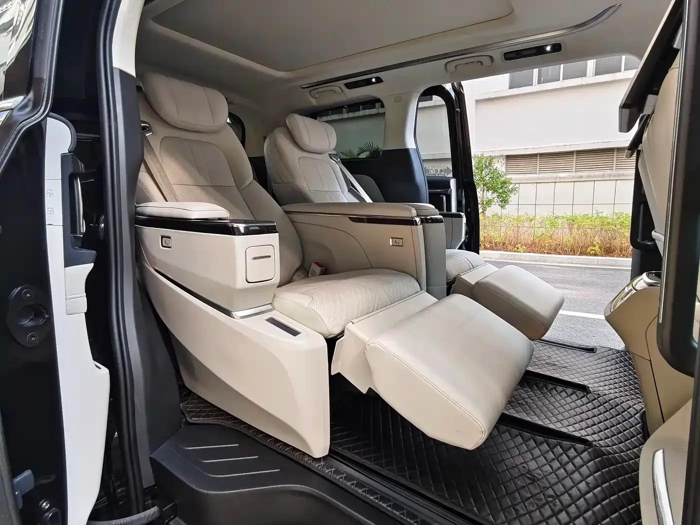 Everyone 9 2024 Super Hybrid Long Range Mountain Edition 7-Seater — миниатюра 13