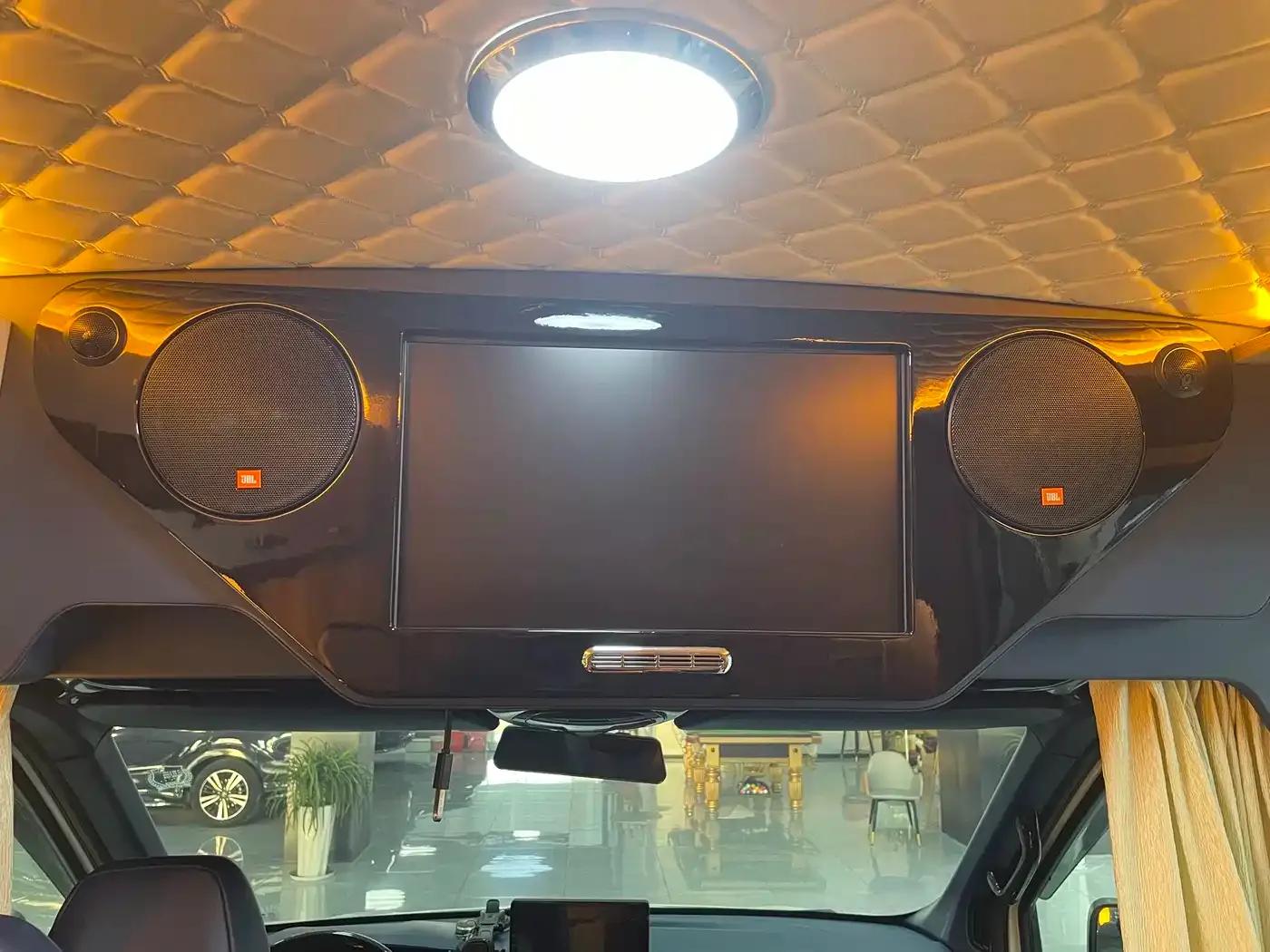 SAIC MAXUS V90 Motorhome 2021 Model 2.0T Traveler V90 Self-propelled Class B Motorhome Flagship Edition — миниатюра 13